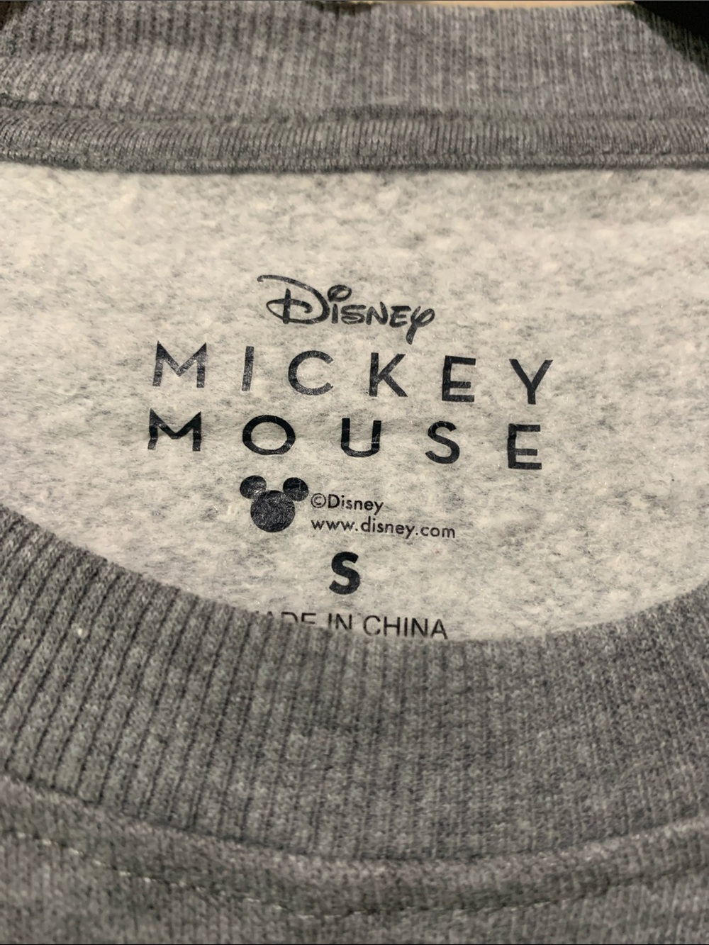 37. Disney size S Gray Crewneck with Red Mickey Graphic NWOT - Picture 4 of 4
